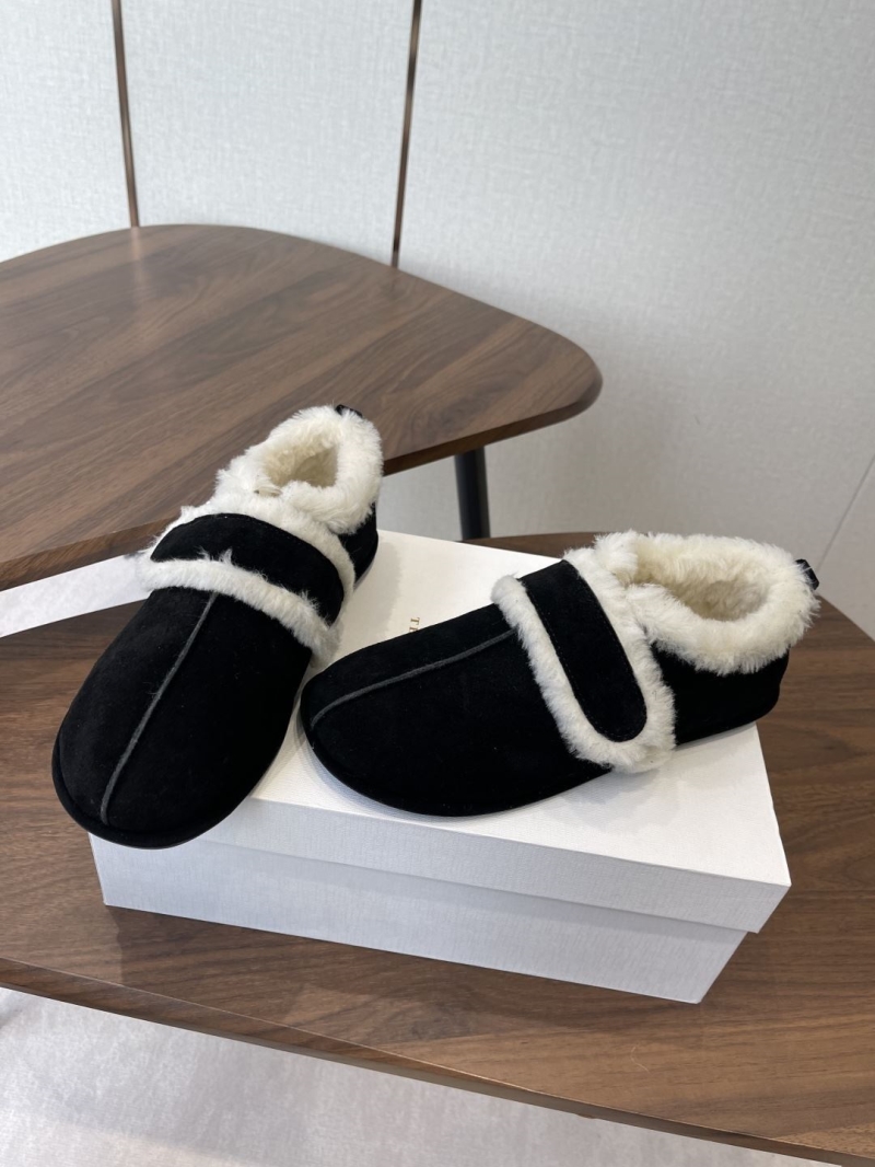 The R0w boots